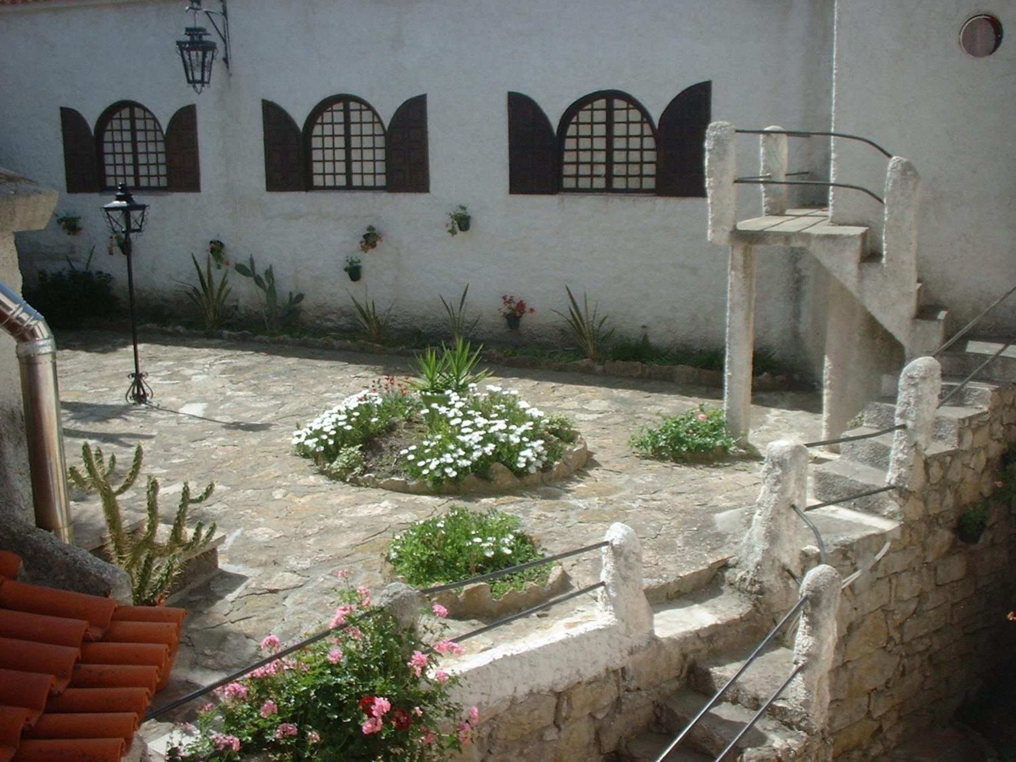 Casa Da Tauria Hotel Atouguia Da Baleia Exterior photo